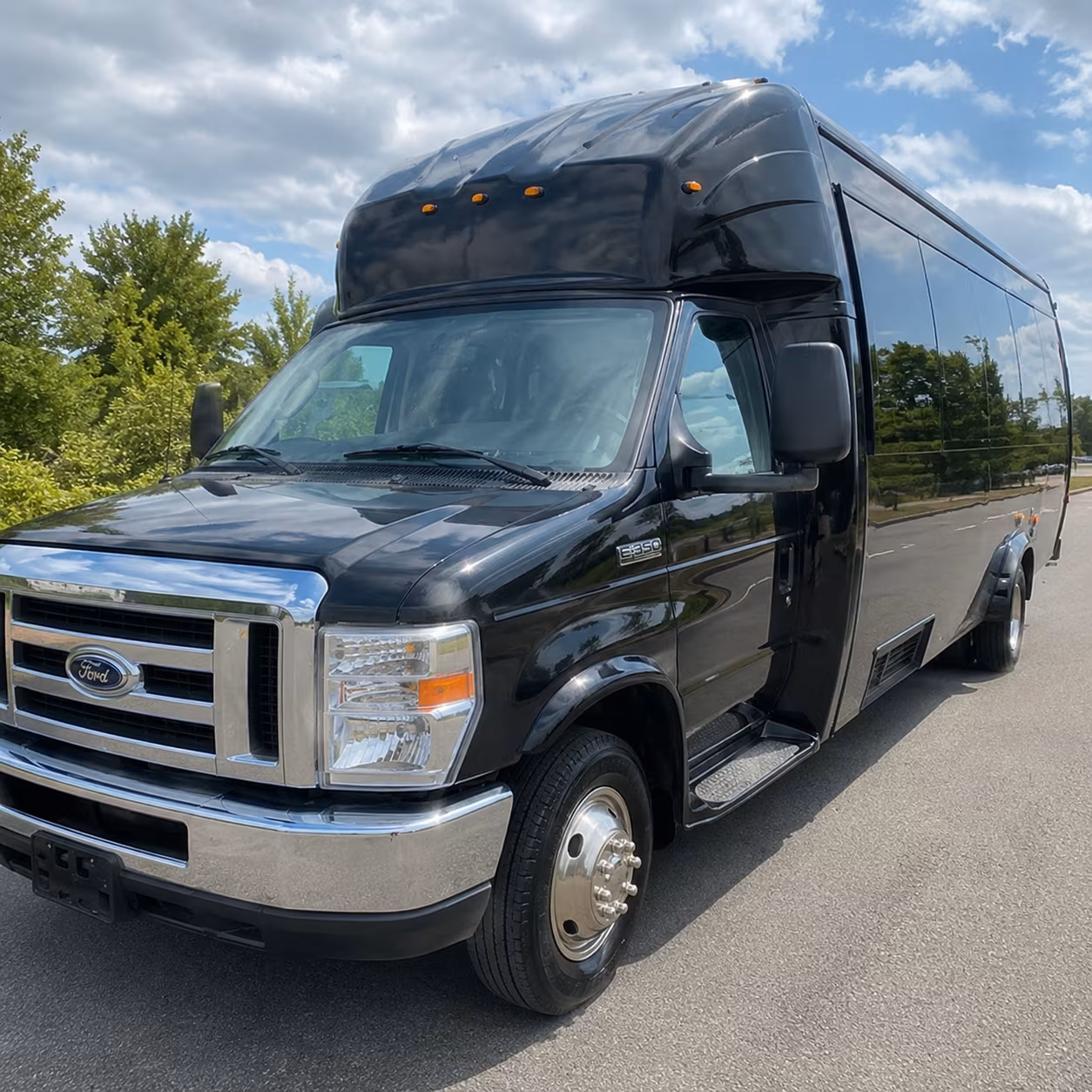 Stockton Birthday, Sweet 16, & Quinceañera Transportation party bus exterior