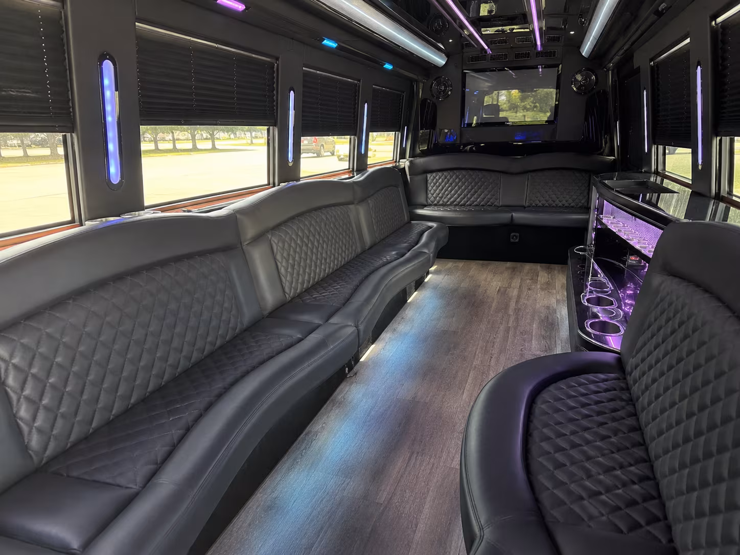 Stockton Birthday, Sweet 16, & Quinceañera Transportation group transportation